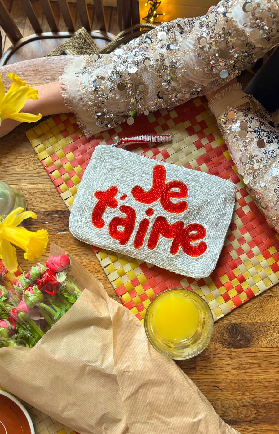 Je t’aime beaded clutch - White and red