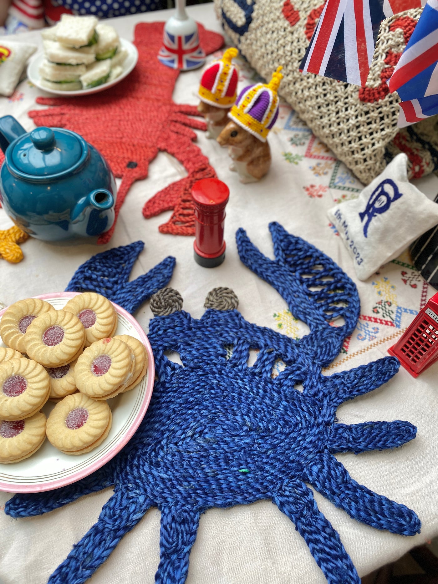 Crab placemat- Blue